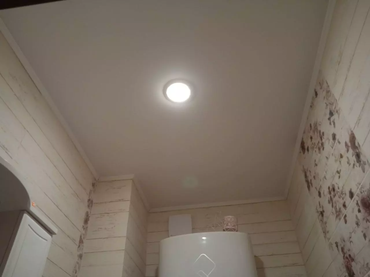 Волжский, Мира, 110, фото 1